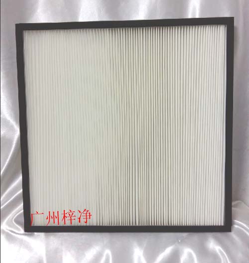 板式中效過濾器設(shè)計(jì)特點(diǎn)：風(fēng)量大、阻力小、結(jié)構(gòu)堅(jiān)固、可重復(fù)清潔使用。