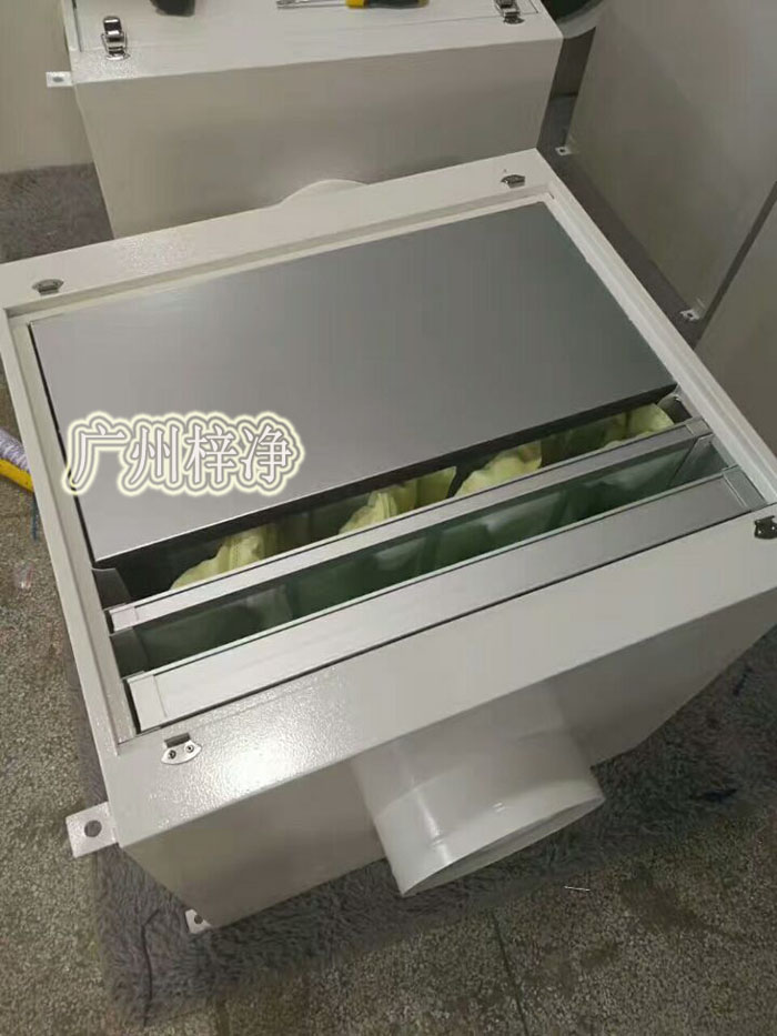 增壓新風(fēng)柜又稱為增壓過濾箱，新風(fēng)機(jī)組，鮮風(fēng)柜等